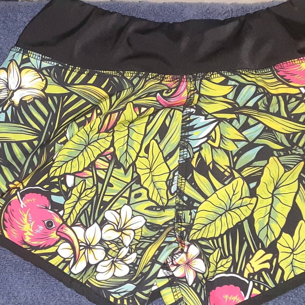 Shorts - Picture 2 of 2